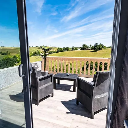 L'echappee De - Piscine - - Sauna Country house