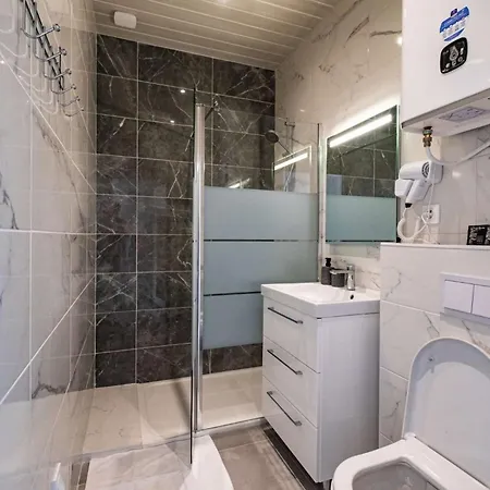 L'echappee De - Piscine - - Sauna * Boudou