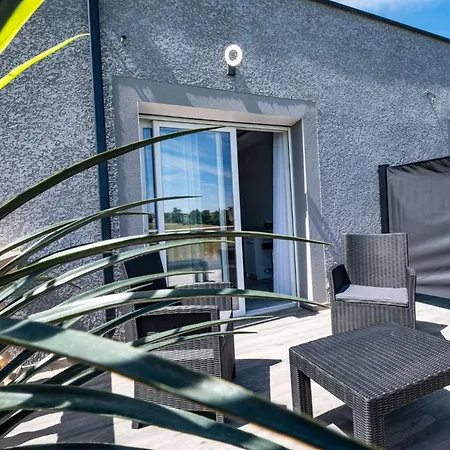 Country house L'echappee De - Piscine - - Sauna