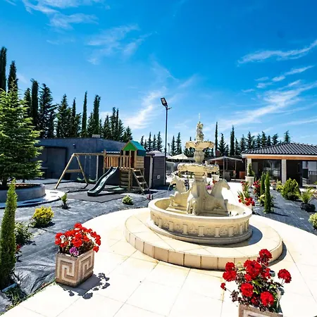 Country house L'echappee De - Piscine - - Sauna Boudou
