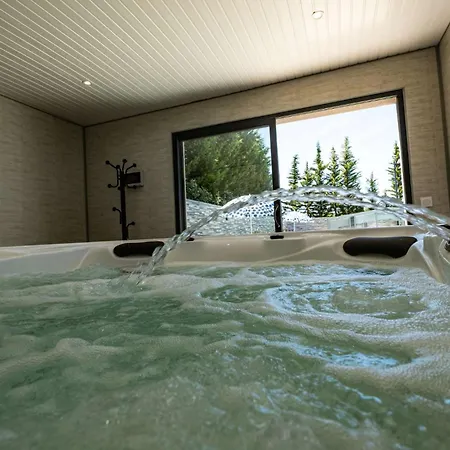 Country house L'echappee De - Piscine - - Sauna