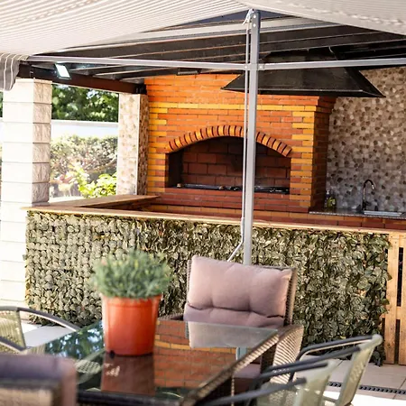 L'echappee De - Piscine - - Sauna Country house Boudou