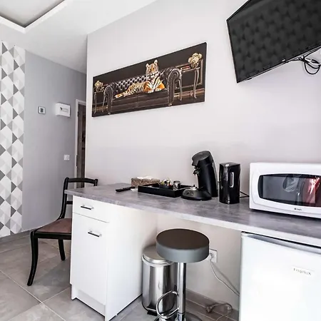 Country house L'echappee De - Piscine - - Sauna *